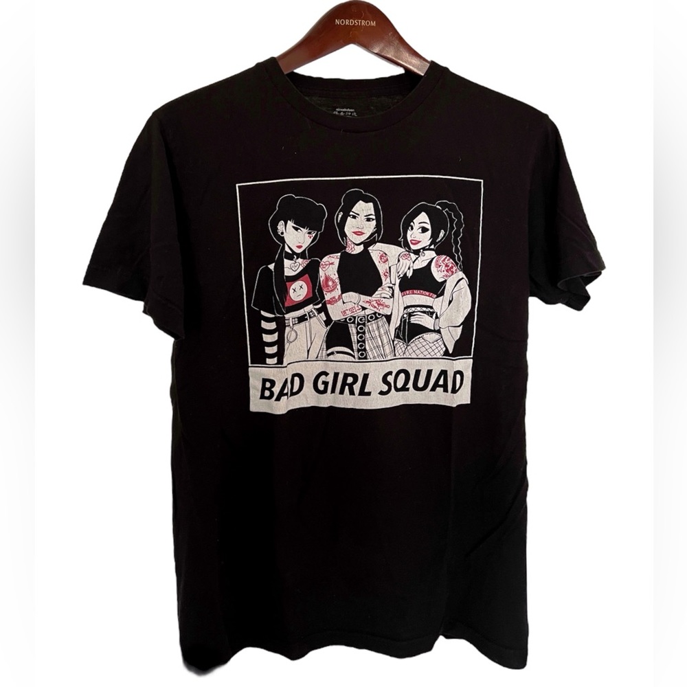 Nickelodeon Avatar the Last Airbender BAD GIRL SQUAD shirt size M